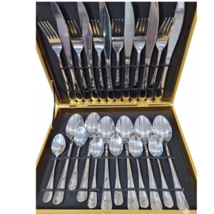 Set de cubiertos en valija 24pcs 721