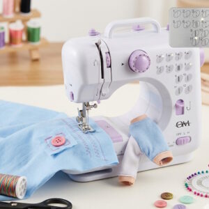 Alternative view of Maquina de Coser Grande OM